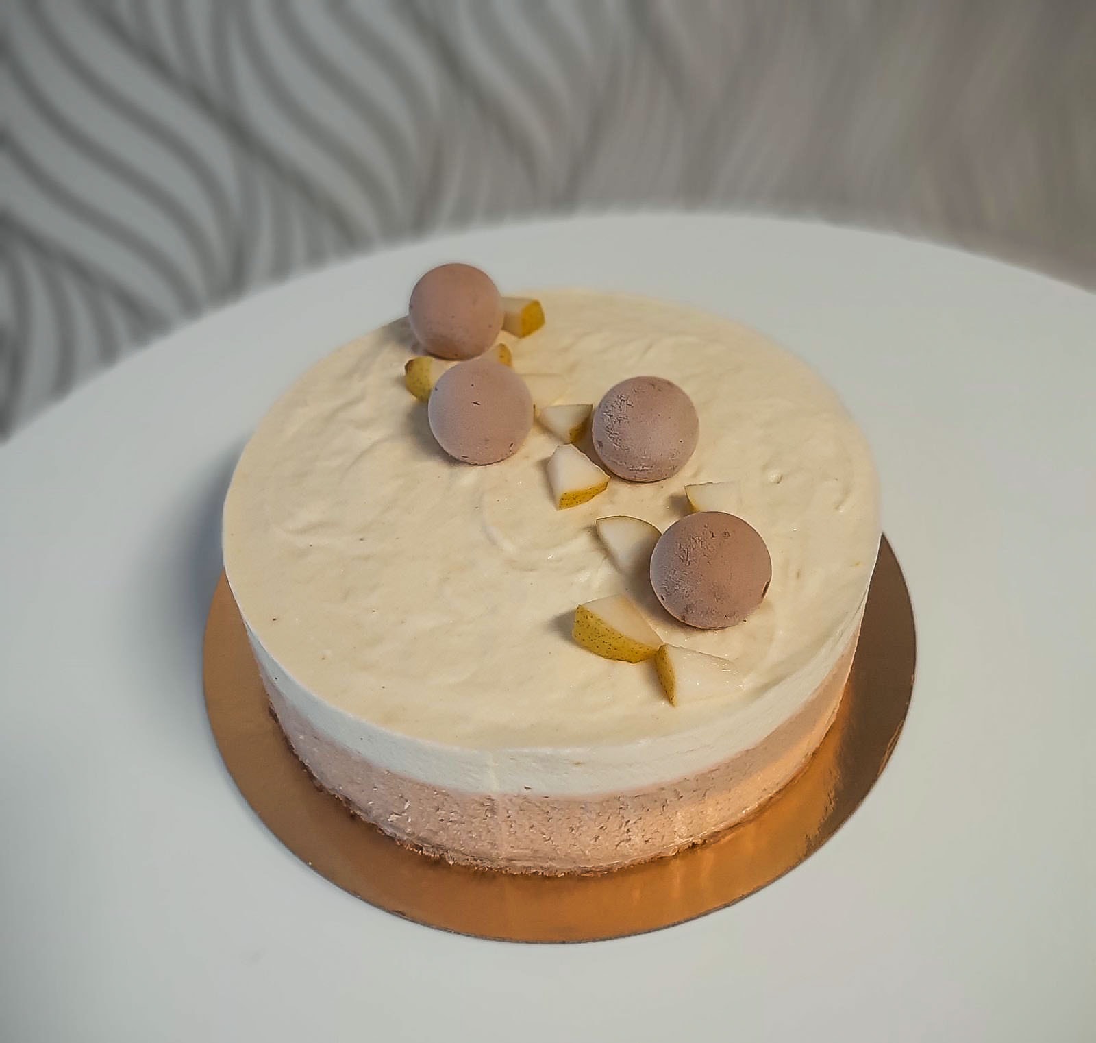 körte-dió-karamell mousse torta